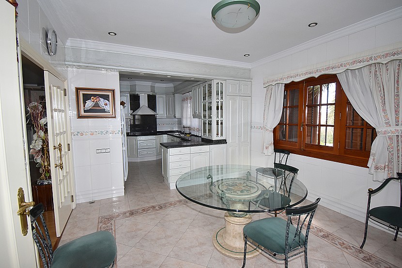 4 slaapkamer villa in torrent