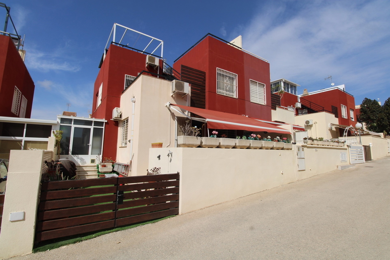 2 bed Townhouse in Villamartin