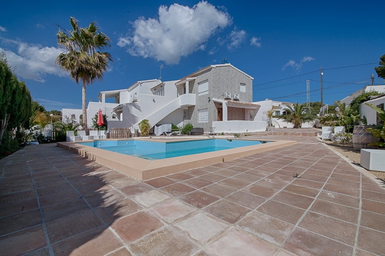 6 Schlafzimmer Villa in Calpe