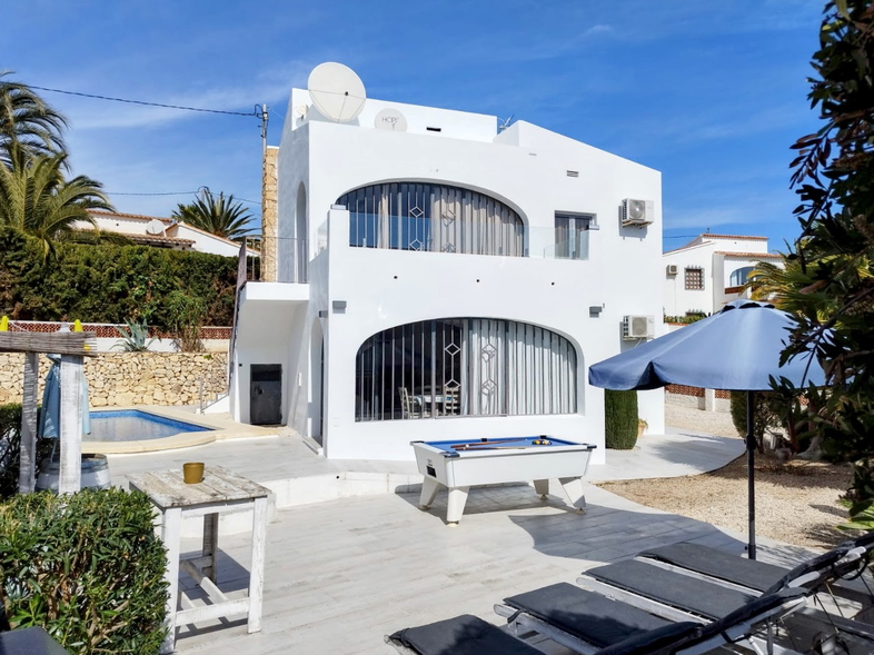 4 Schlafzimmer Villa in Calpe