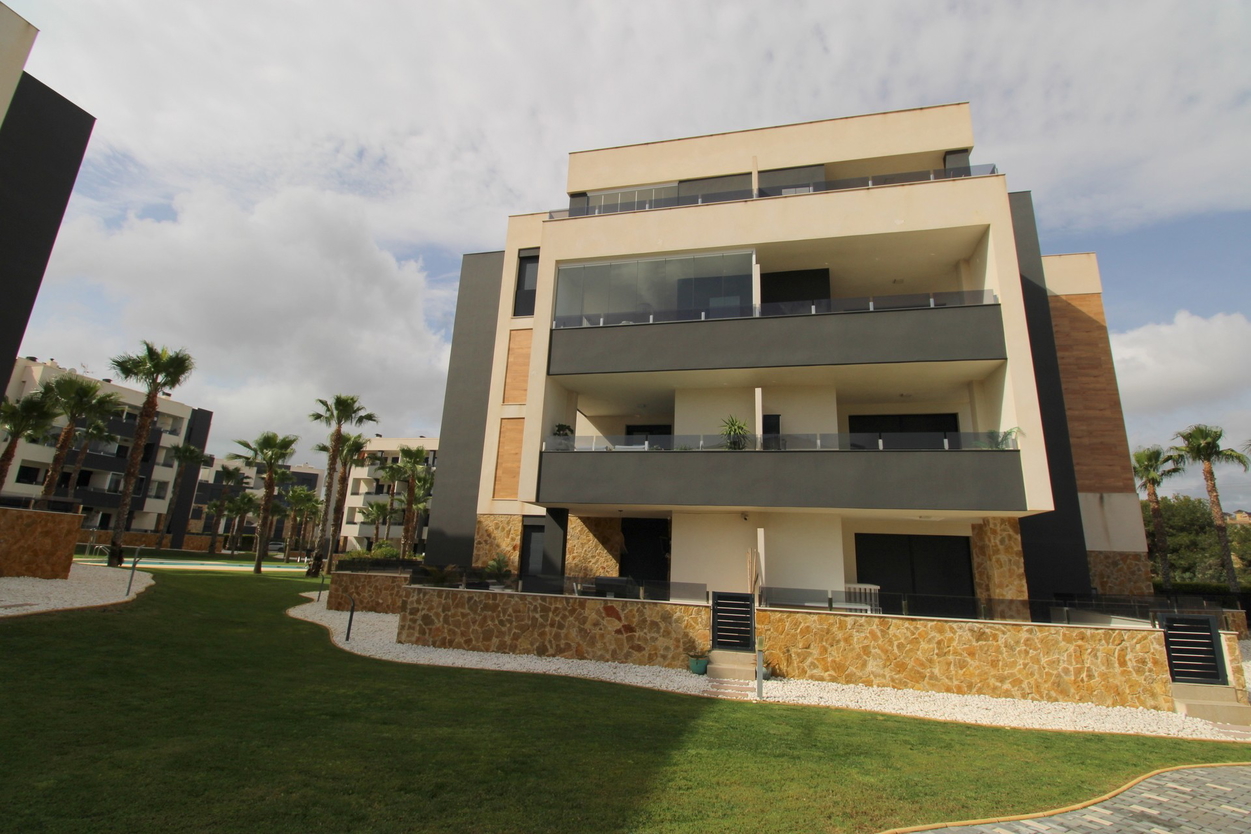 2 bed Apartment in Villamartin