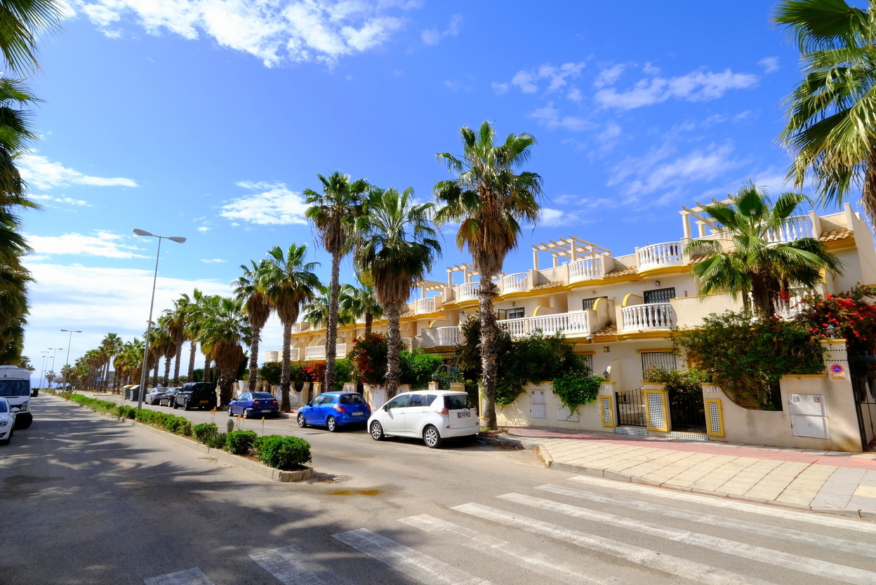 3 bed Townhouse in Cabo Roig
