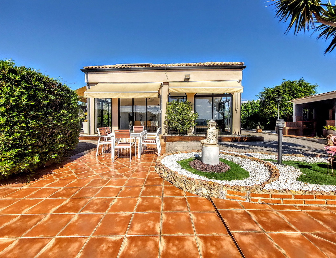 4 bed Villa in Turis