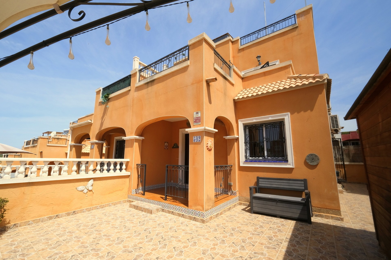 3 bed Townhouse in Los Altos