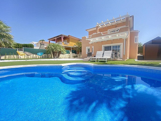 3 Schlafzimmer Villa in Altaona Golf & Country Village